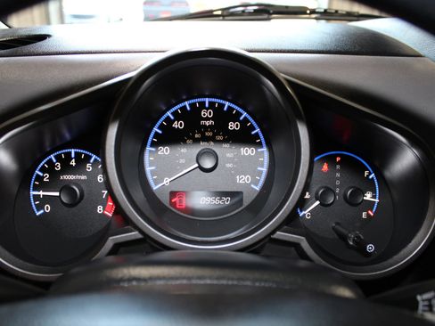 Used 2011 Honda Element LX image 11