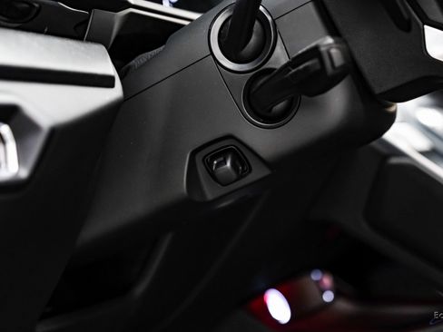 Used 2021 Lamborghini Urus image 49