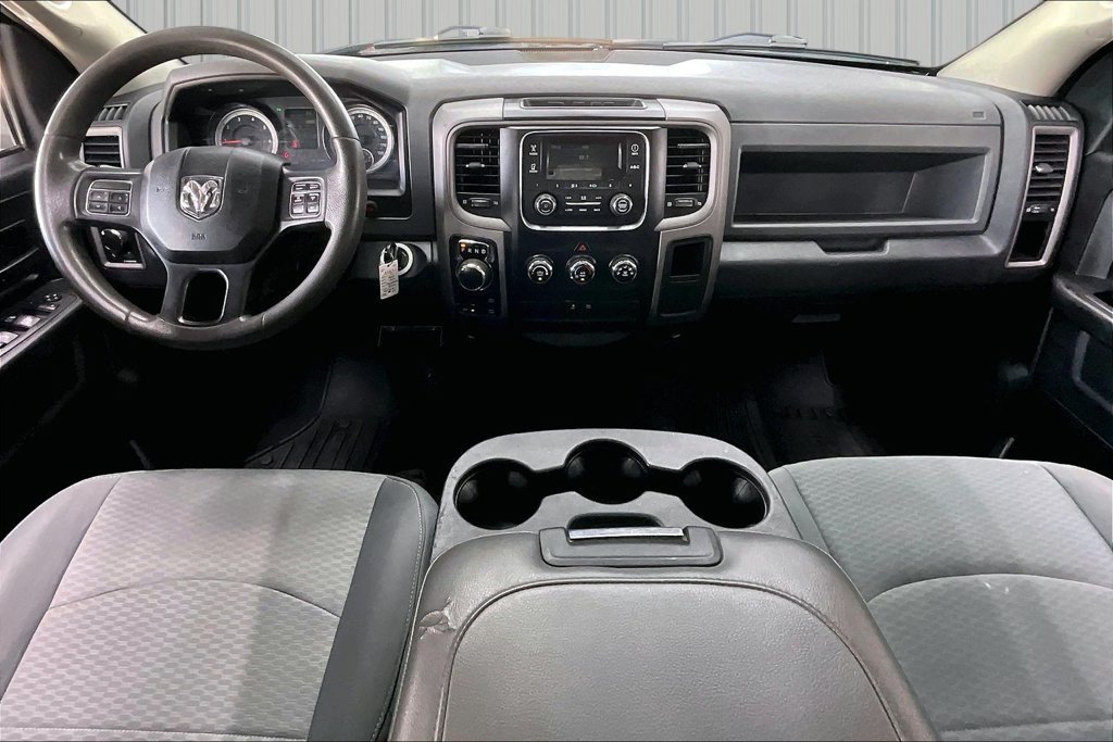 Used 2017 RAM 1500 ST w/ SXT Appearance Group AWD/4WD image 7