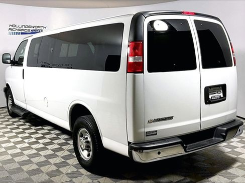 Used 2023 Chevrolet Express 3500 LT w/ LT Preferred Equipment Group image 8