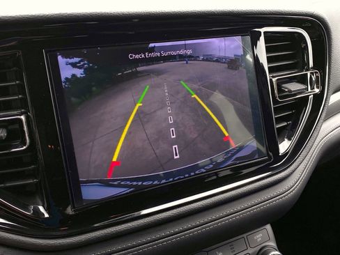 Used 2022 Dodge Durango GT RWD image 13