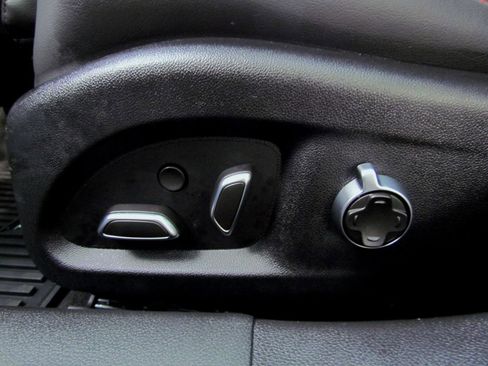 Used 2025 Cadillac CT5 V RWD image 38
