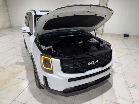 Used 2022 Kia Telluride SX w/ SX Prestige Package AWD/4WD image 5