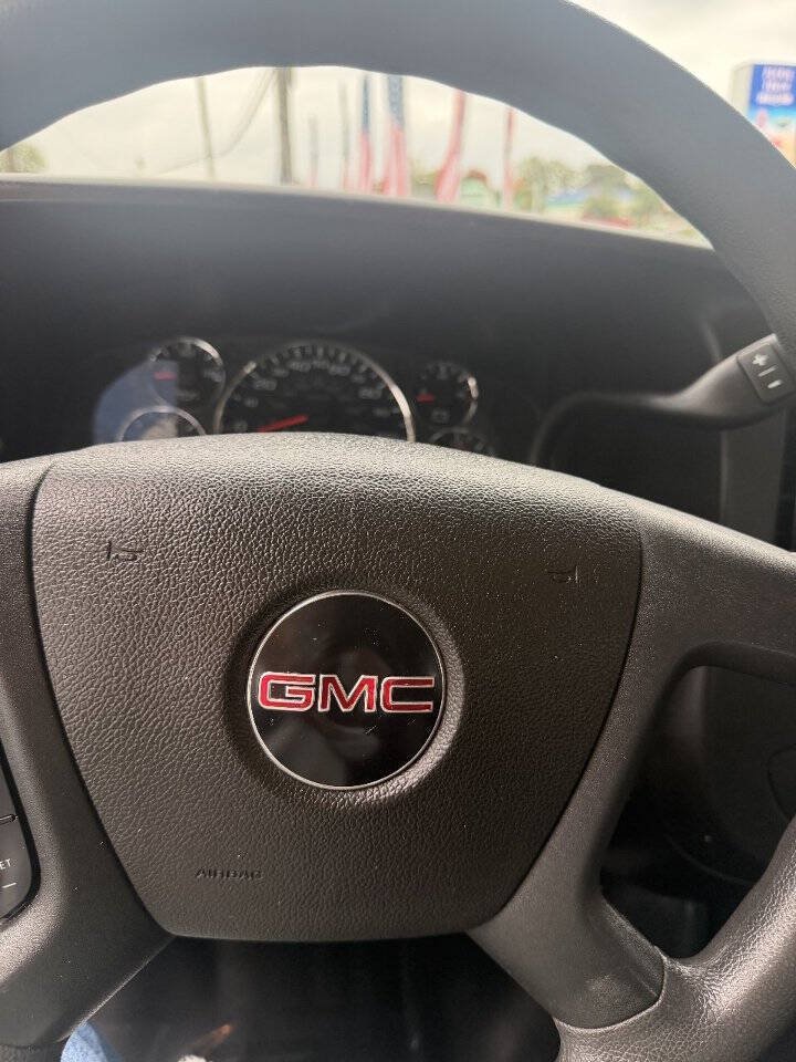 Used 2022 GMC Savana 2500 w/ Driver Convenience Package RWD image 6