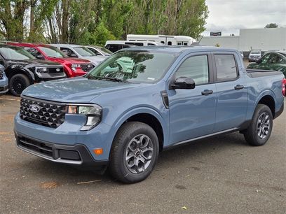 New 2025 Ford Maverick XLT w/ XLT Luxury Package