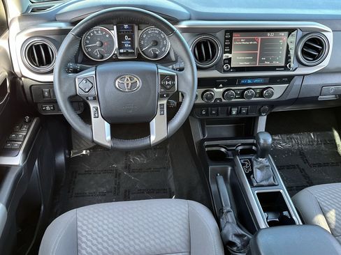 Used 2023 Toyota Tacoma SR5 w/ Technology Package image 10