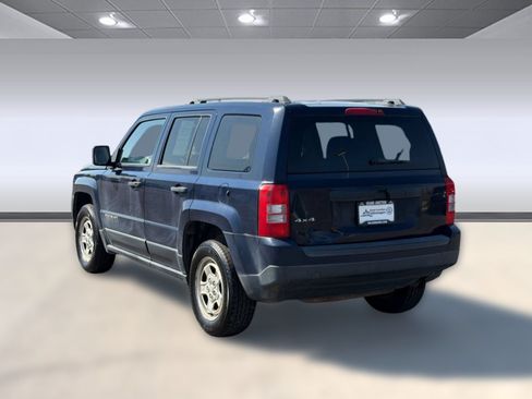 Used 2014 Jeep Patriot Sport AWD/4WD image 3