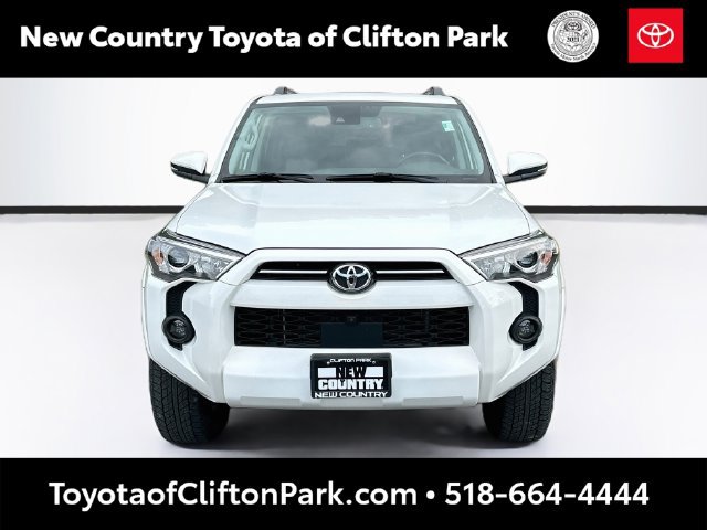 Used 2024 Toyota 4Runner SR5 Premium w/ Moonroof Package AWD/4WD image 2