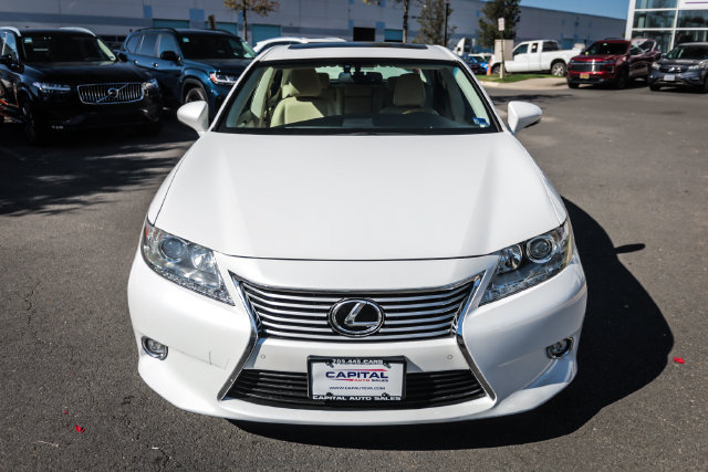 Used 2015 Lexus ES 350 w/ Luxury Package FWD image 6