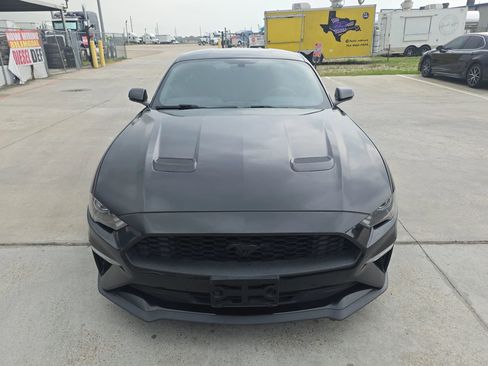 Used 2020 Ford Mustang Coupe w/ Equipment Group 101A RWD image 3
