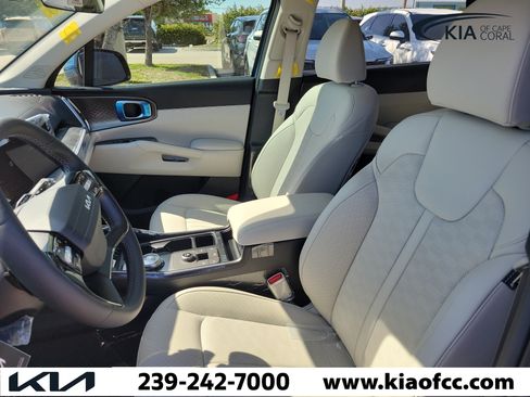 New 2026 Kia Sorento EX FWD image 18