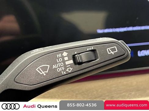 Used 2025 Audi Q5 Premium Plus w/ Premium Plus AWD/4WD image 25