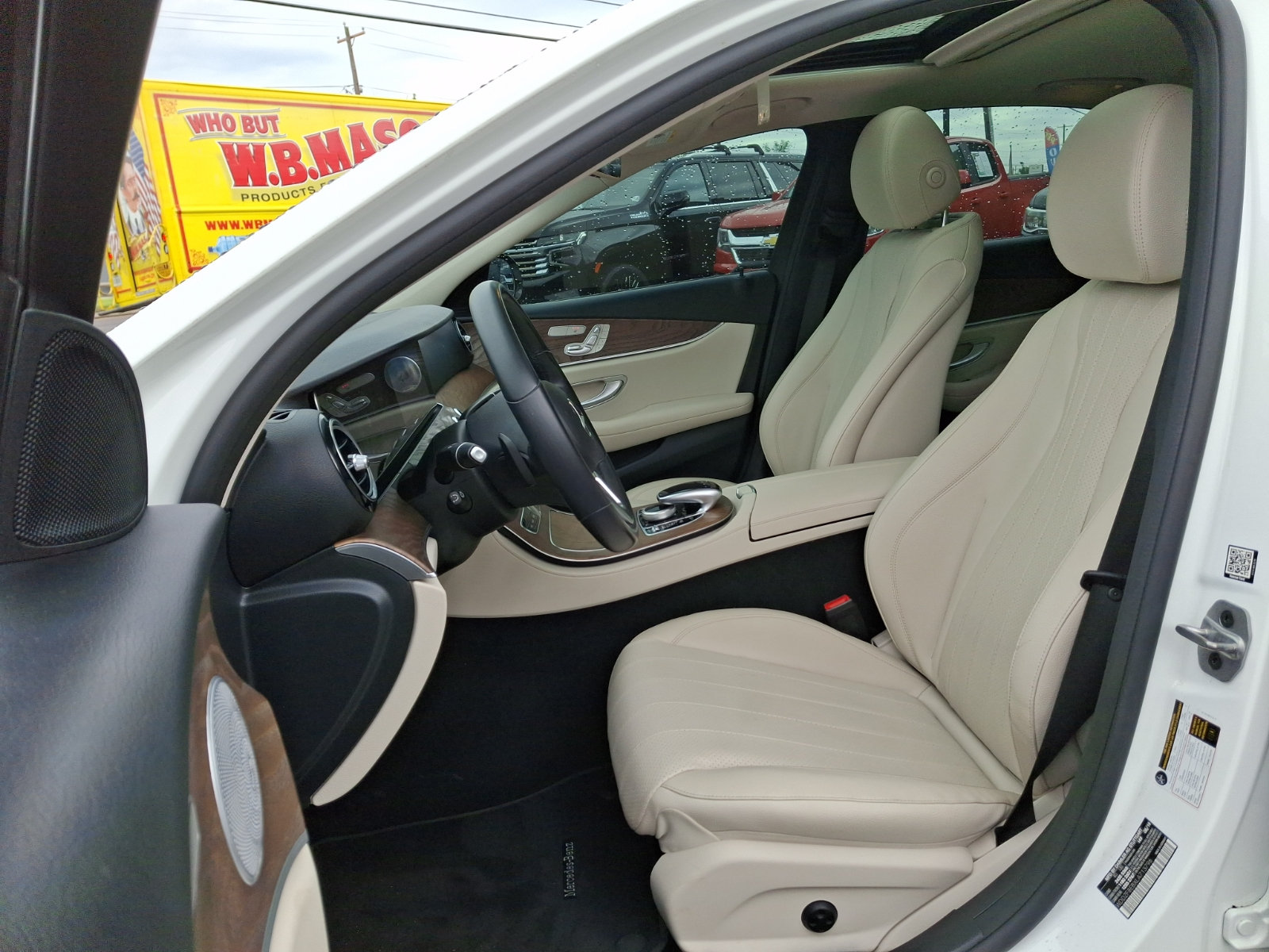 Used 2020 Mercedes-Benz E 350 4MATIC Sedan image 13