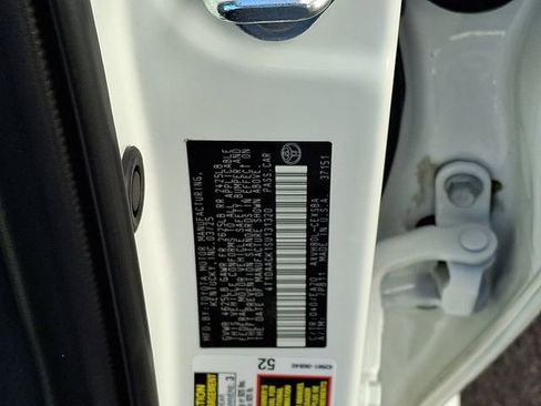 Certified 2025 Toyota Camry SE image 27