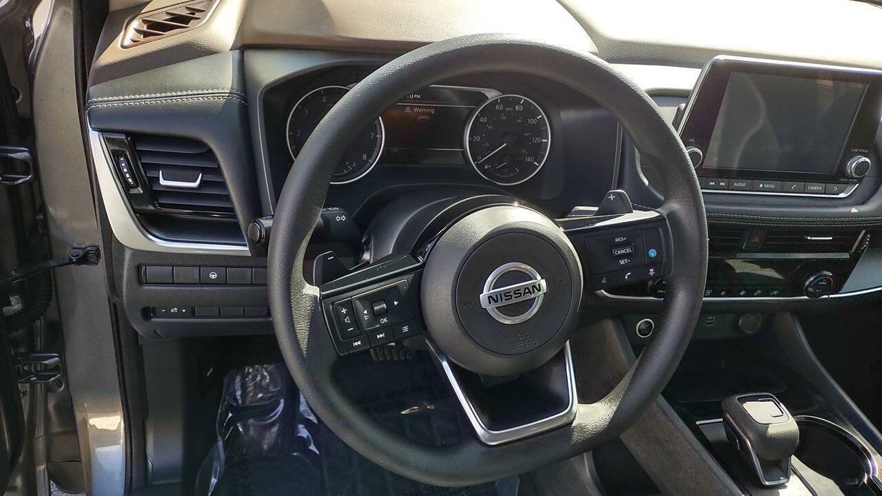 Used 2021 Nissan Rogue SV FWD image 15
