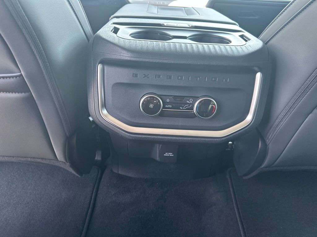 New 2027 Ford Expedition Max Active RWD image 13