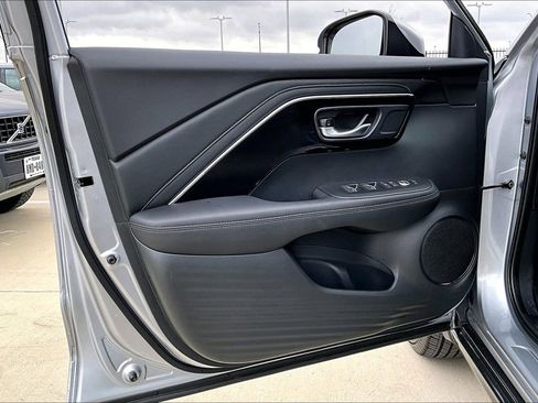 Used 2025 Acura ADX FWD image 21