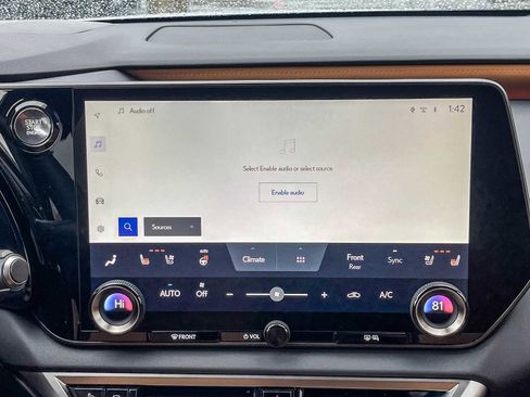 Used 2024 Lexus RX 350 Premium Plus w/ Convenience Package image 13