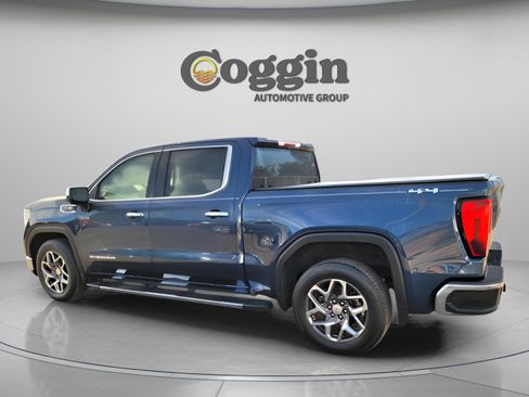 Used 2022 GMC Sierra 1500 SLT w/ SLT Premium Package image 7