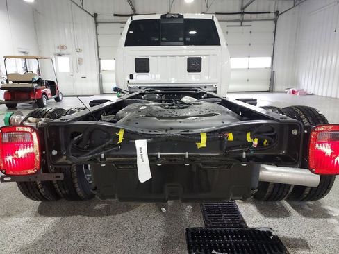 New 2026 RAM 4500 Tradesman image 29