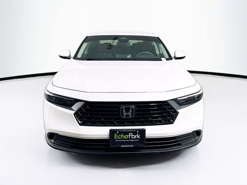 Used 2024 Honda Accord LX image 2