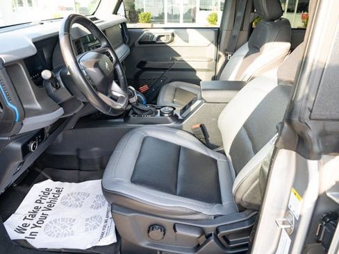 Used 2024 Ford Bronco Black Diamond image 15