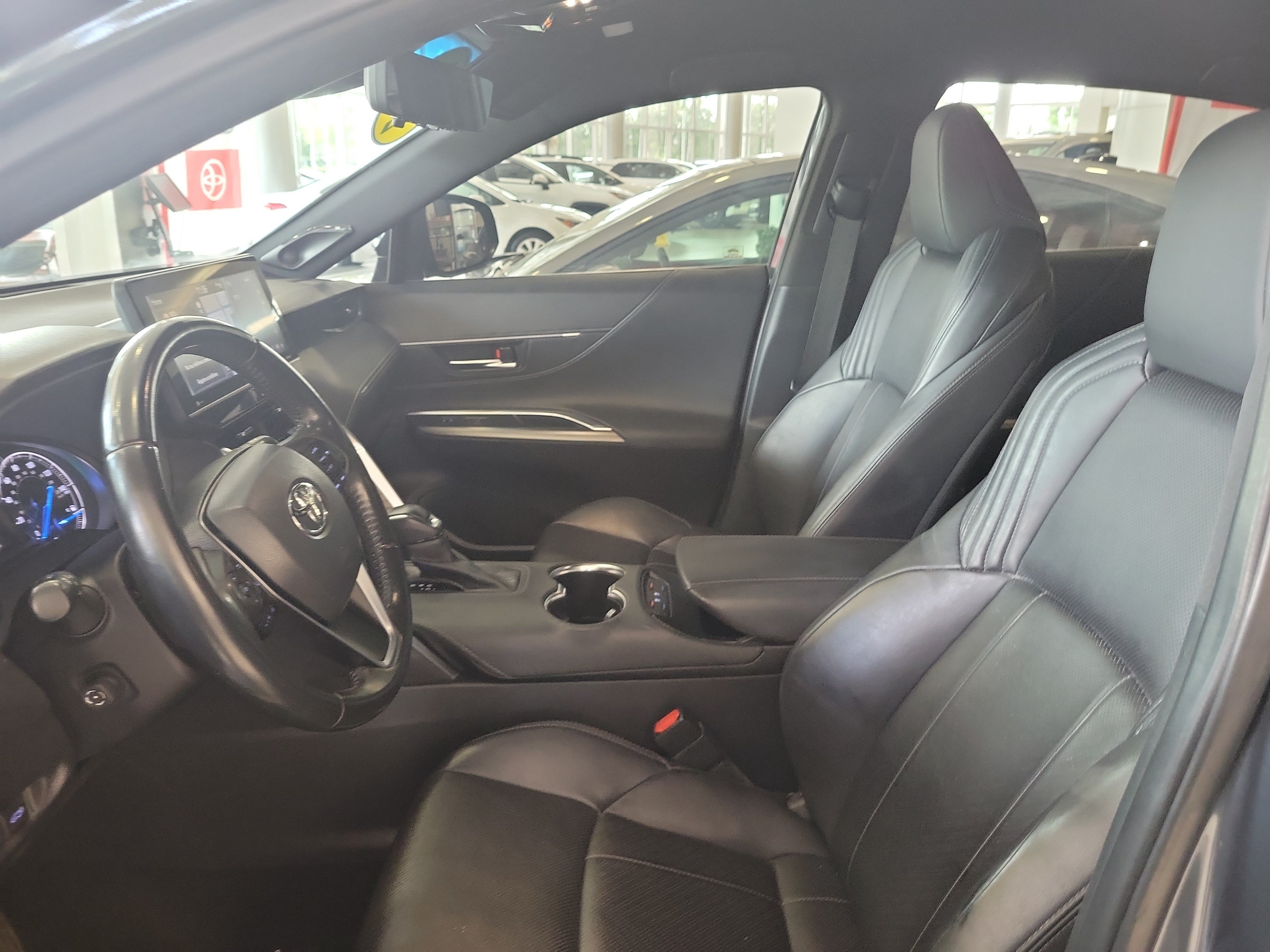 Used 2021 Toyota Venza Limited AWD/4WD image 23