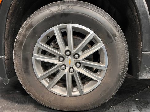 Used 2023 Chevrolet Traverse LT w/ LPO, Floor Liner Package image 34