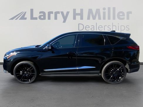 Used 2025 Acura RDX w/Technology Package image 2