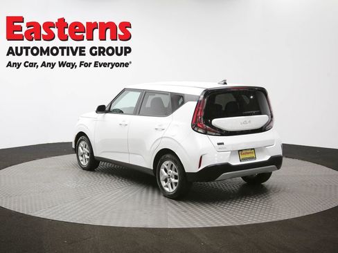 Used 2024 Kia Soul LX w/ Option Group 015 image 61