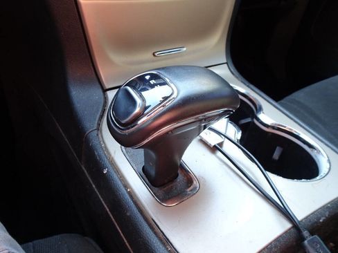 Used 2014 Jeep Grand Cherokee Laredo w/ Quick Order Package 23E AWD/4WD image 22