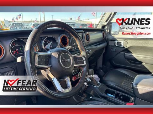 Used 2022 Jeep Gladiator Mojave w/ LED Lighting Group image 24