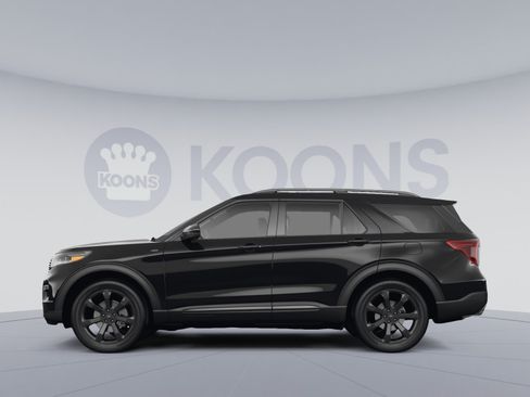 Used 2023 Ford Explorer ST w/ Equipment Group 401A AWD/4WD image 2