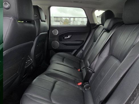 Used 2019 Land Rover Range Rover Evoque SE Premium AWD/4WD image 10