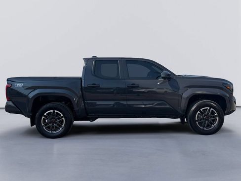 Used 2024 Toyota Tacoma TRD Sport w/ TRD Sport Premium Package AWD/4WD image 2