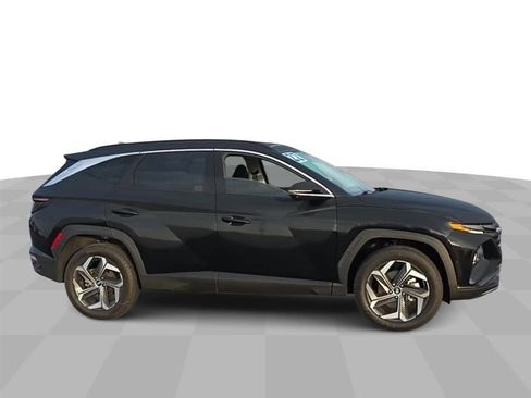 Used 2022 Hyundai Tucson Limited AWD/4WD image 2
