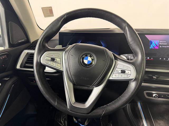 Used 2025 BMW X7 xDrive40i w/ Premium Package AWD/4WD image 19