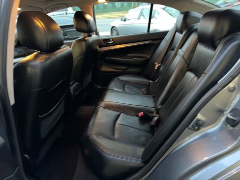 Used 2010 INFINITI G37 x Sedan w/ Premium Pkg image 19