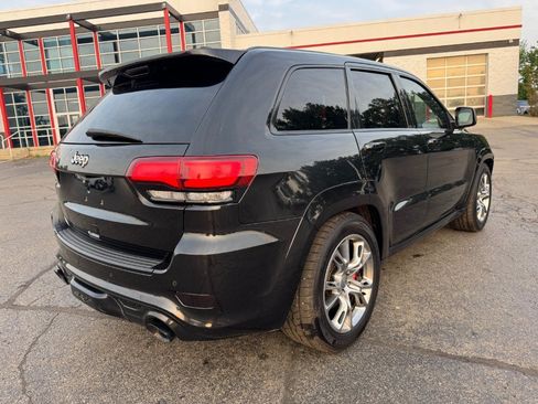 Used 2014 Jeep Grand Cherokee SRT8 w/ Luxury Group II AWD/4WD image 5