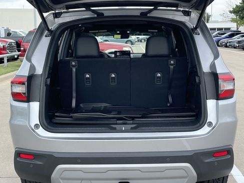 Certified 2025 Honda Pilot TrailSport image 31
