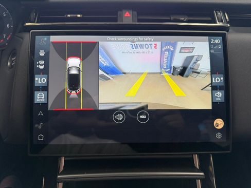 Used 2025 Land Rover Range Rover Velar Dynamic SE AWD/4WD image 47
