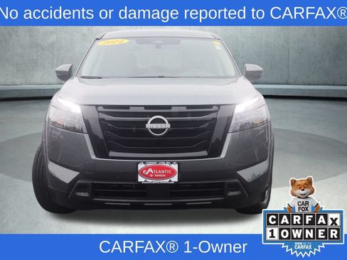 Used 2024 Nissan Pathfinder SV w/ Black Appearance Package AWD/4WD image 2
