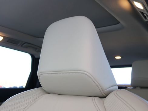 Certified 2025 INFINITI QX60 Pure image 16