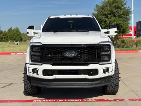 Used 2026 Ford F450 Platinum w/ Platinum Plus Package AWD/4WD image 2