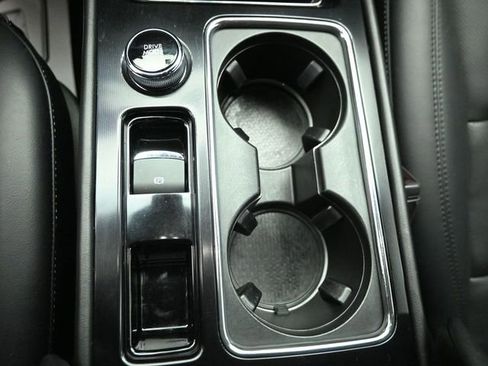 Certified 2022 Lincoln Corsair FWD w/ Equipment Group 101A image 18