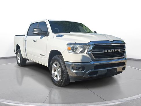 Certified 2020 RAM 1500 Big Horn AWD/4WD image 3