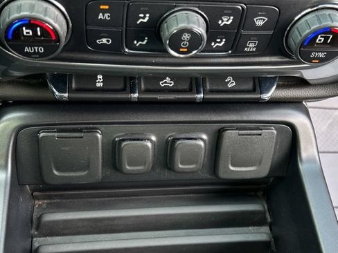 Used 2015 Chevrolet Silverado 1500 LTZ Z71 AWD/4WD image 43