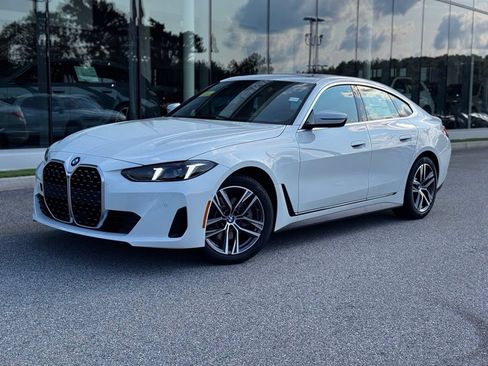 New 2026 BMW 430i xDrive w/ Premium Package AWD/4WD image 1