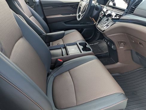 New 2026 Honda Odyssey Elite image 6