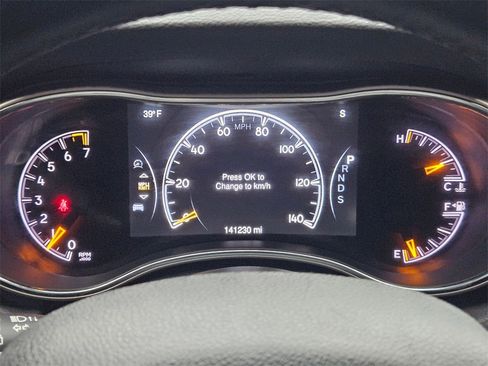 Used 2015 Jeep Grand Cherokee Limited w/ Trailer Tow Group IV image 23